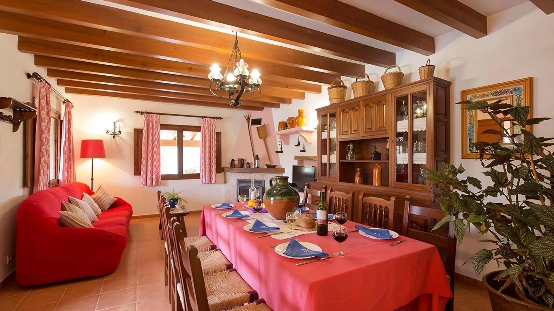Villa Assumpcio In Pollenca Mit Pool Und Grill